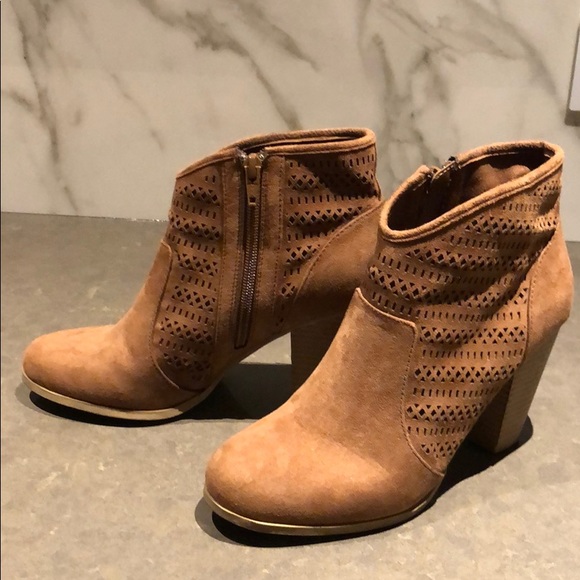 Fall Boots - Picture 2 of 3